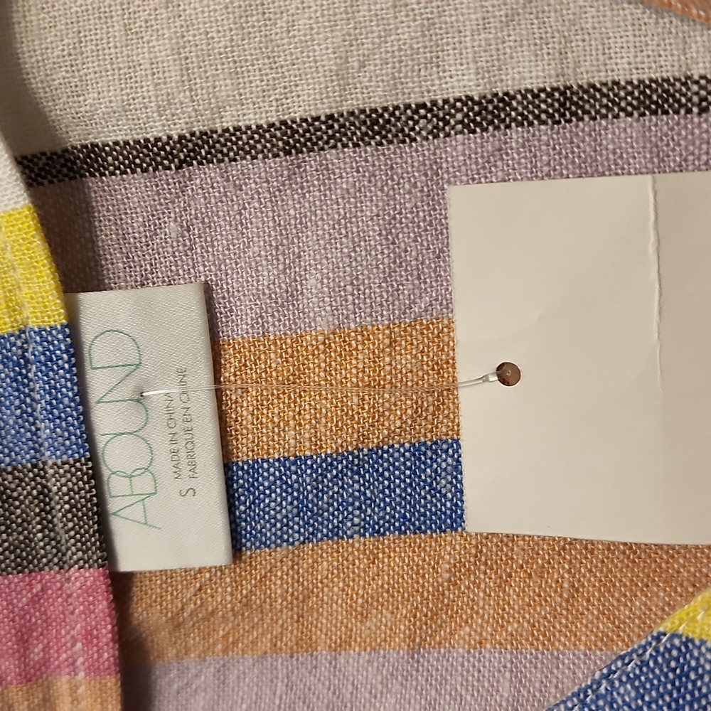 Abound Linen Top Small - Picture 4 of 4